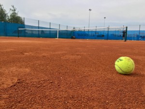 Украинский Теннисный Центр сегодня открыл для вас грунтовые корты