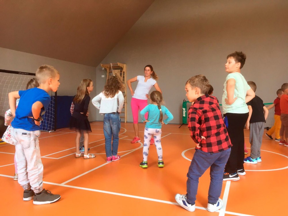 Украинский Теннисный Центр и Astor School организовали для более 80-ти школьников праздник тенниса